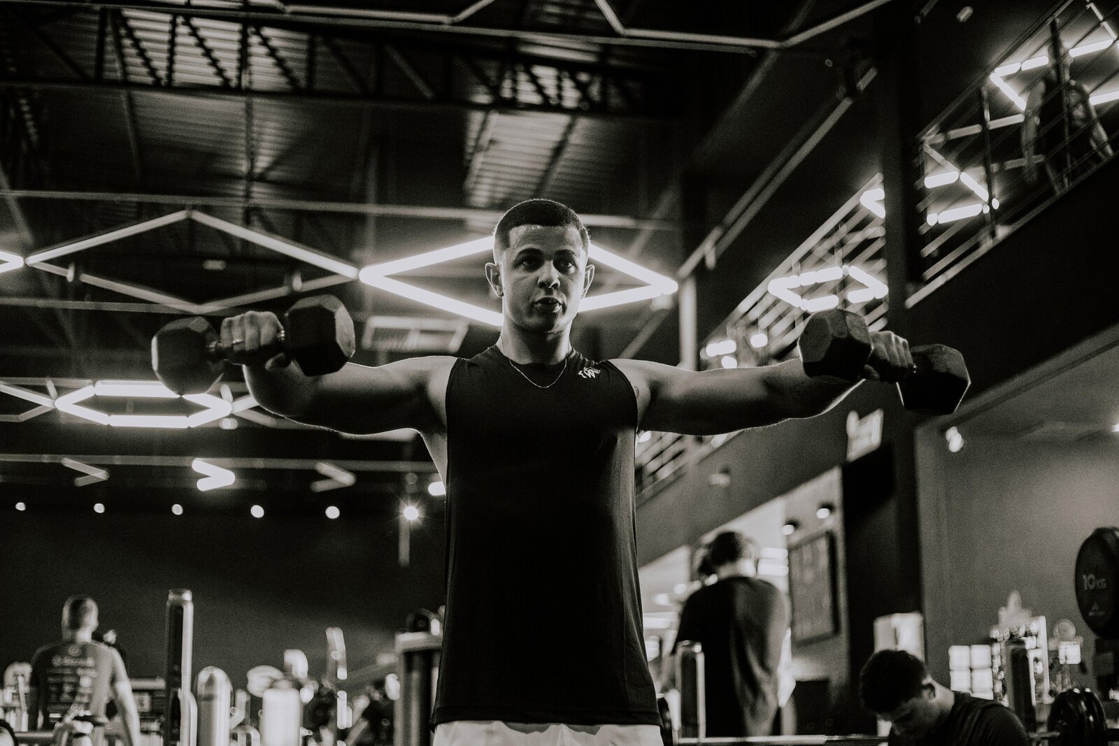 Elevação Lateral Clássica